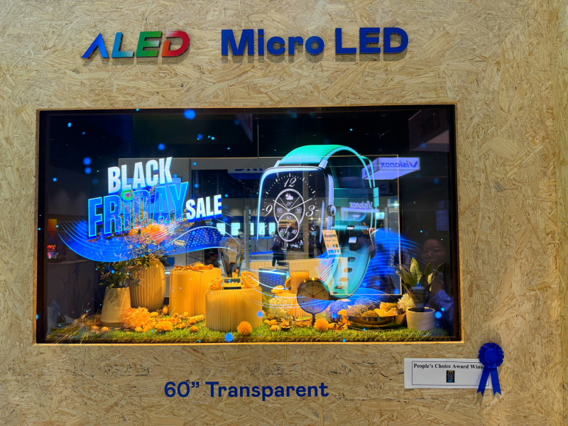 milan米兰60吋高透明度Micro LED显示器获”最佳Micro LED技术应用奖”，将Micro LED面板透明化之设计特性极致发挥，以可扩展性无缝拼接技术打造，具备600 nits全画面亮度、大于60%穿透率及超过NTSC 110%的优异广色域表现，可依需求灵活应用于各种场域